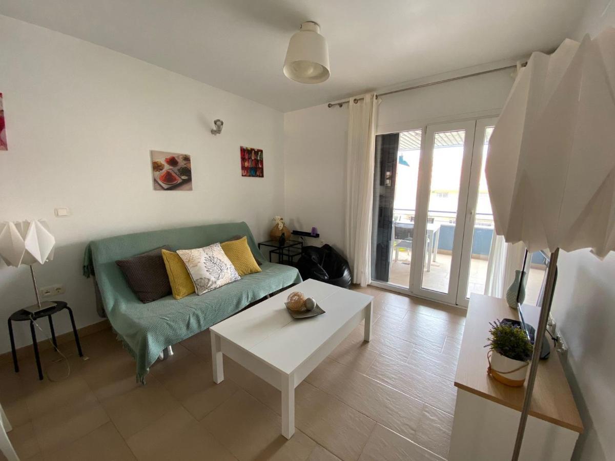Con Terraza Garaje Y Wifi Апартаменты